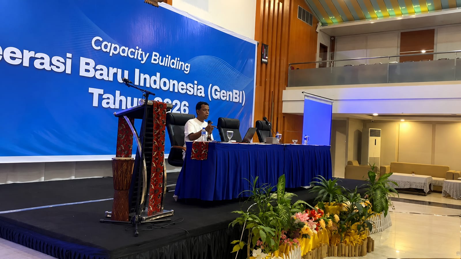 Berbagi Pengetahuan Menulis Bersama Mahasiswa GenBI Papua